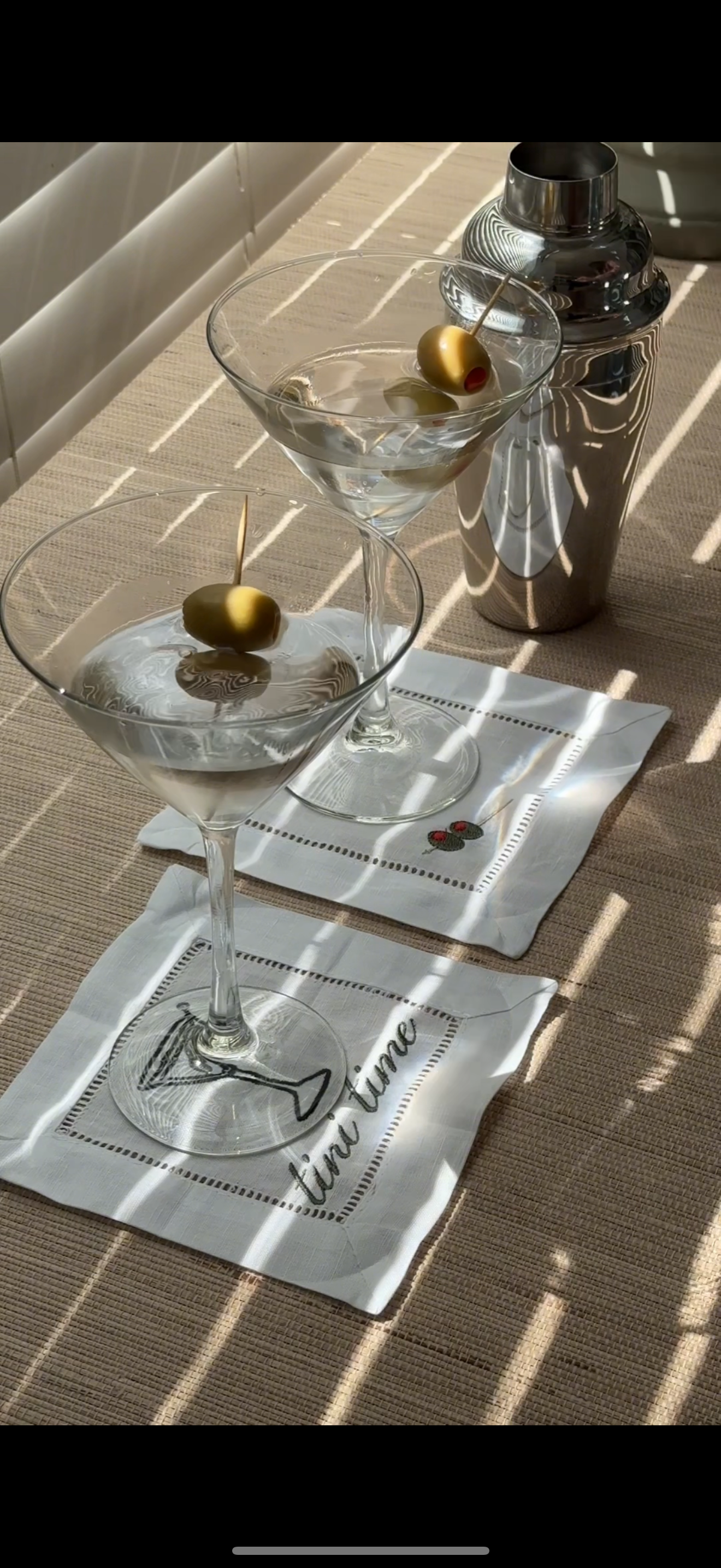 COCKTAIL NAPKINS
