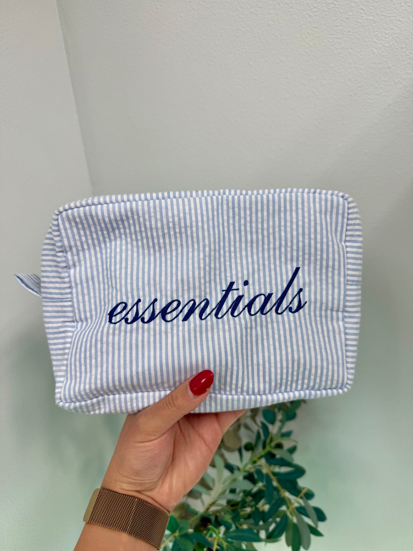 Seersucker Bag – Curated Personalization